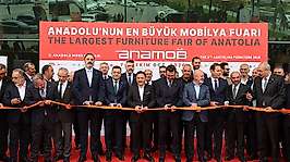 Vali Çiçek 'Şu anda Anadolu Mobilya Fuarında bir bayram yaşıyoruz'