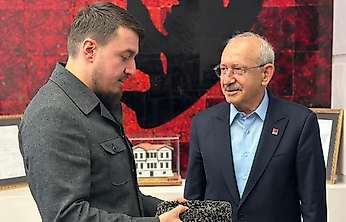 Çeçenistan heyetinden Kılıçdaroğlu'na ziyaret: İki halkın dostluğu konuşuldu