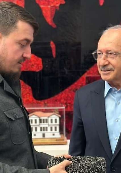 Çeçenistan heyetinden Kılıçdaroğlu'na ziyaret: İki halkın dostluğu konuşuldu