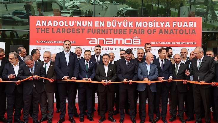Vali Çiçek; “Şu anda Anadolu Mobilya Fuarında bir bayram yaşıyoruz”